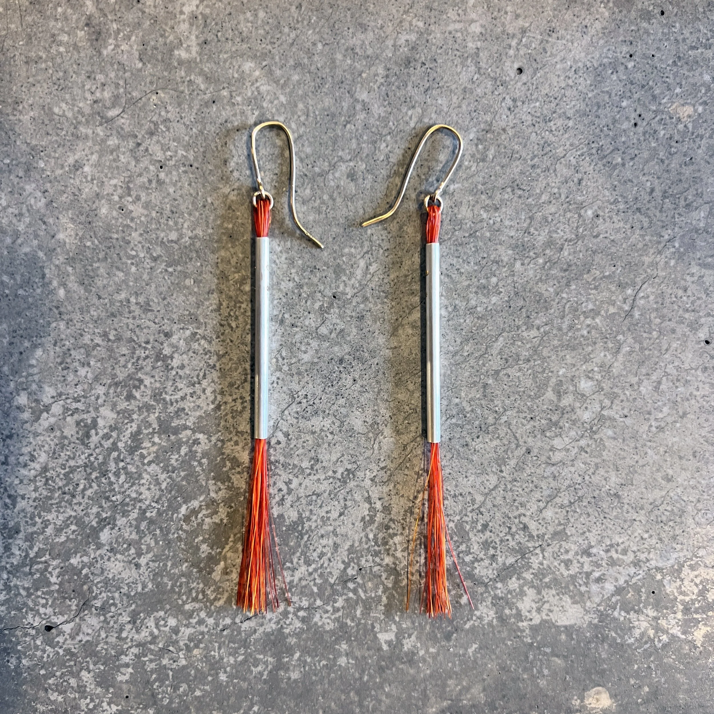 studio-blau-pinsel-earrings-orange-silver-2.JPG