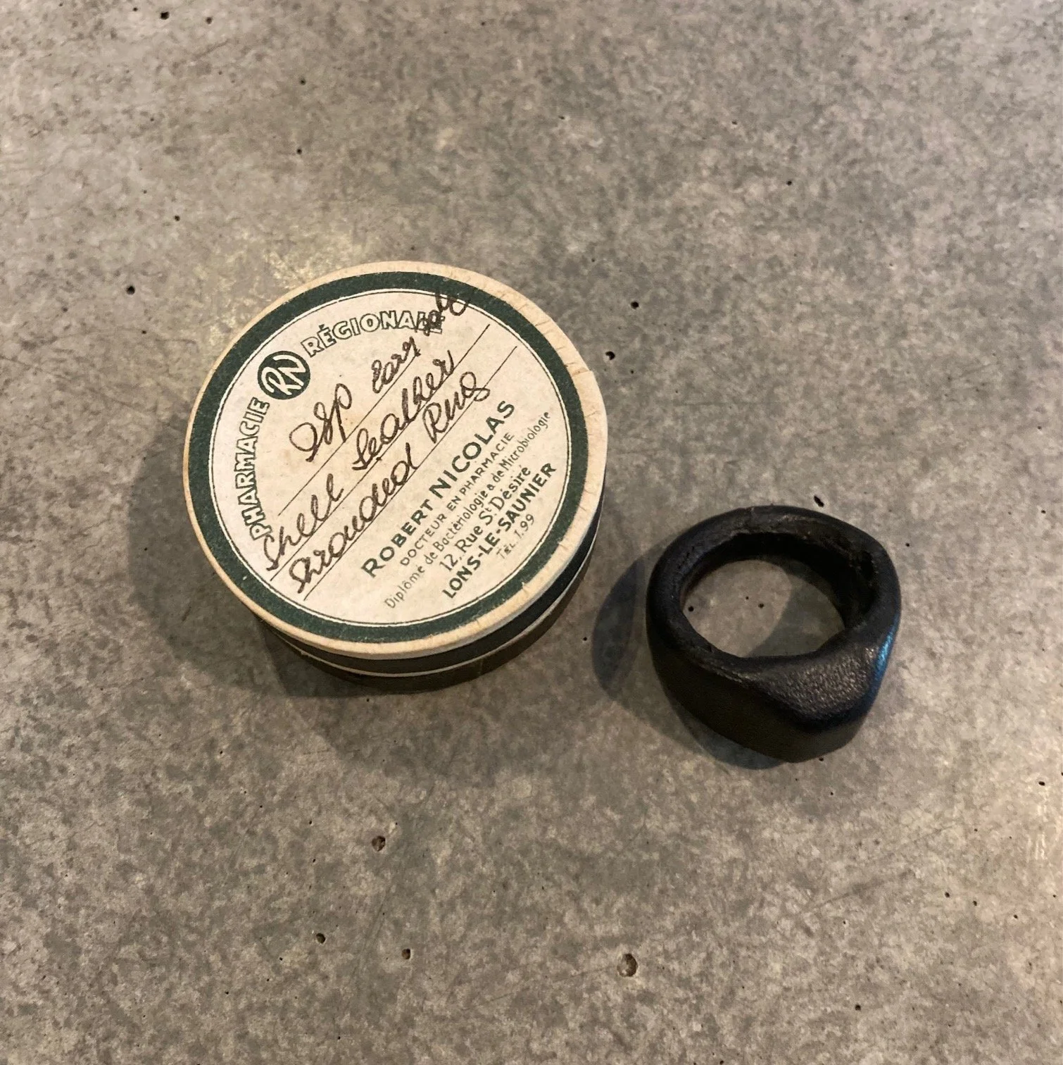 Shell leather shrouded ring