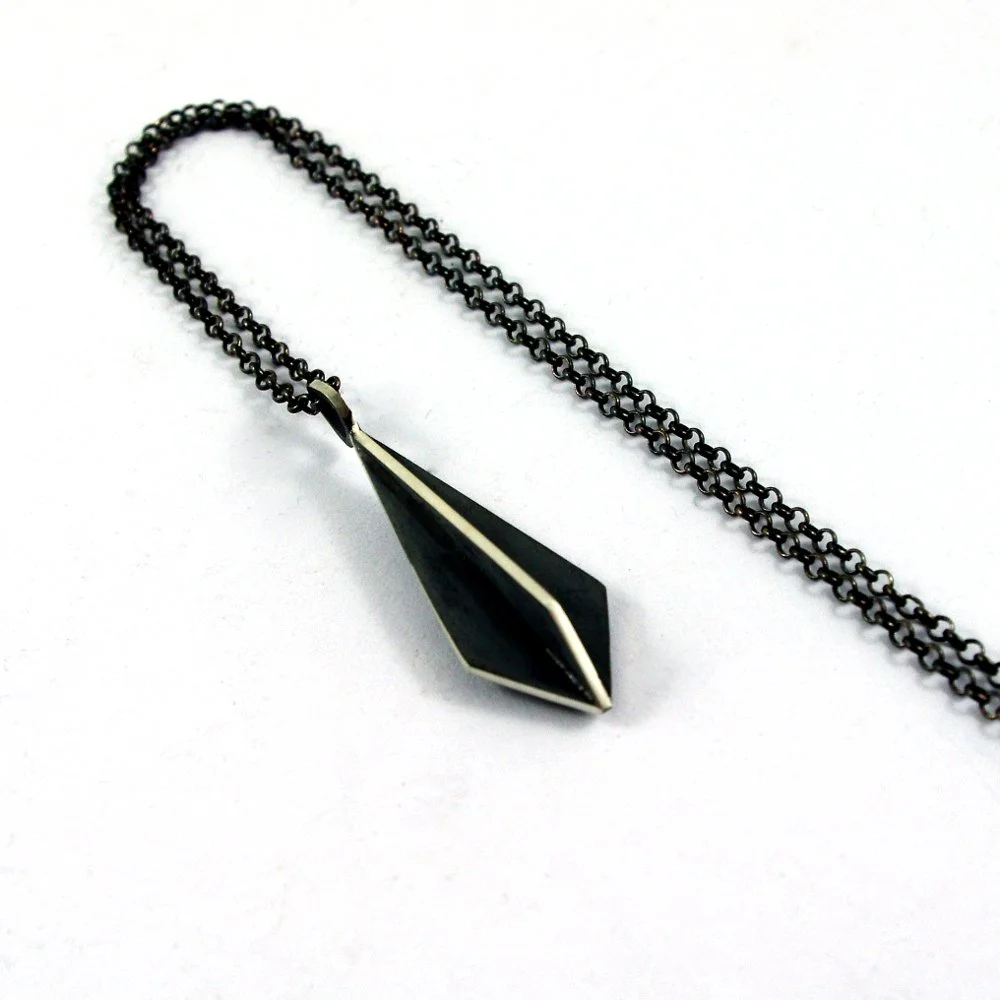 Kite necklace #3 (x-series)
