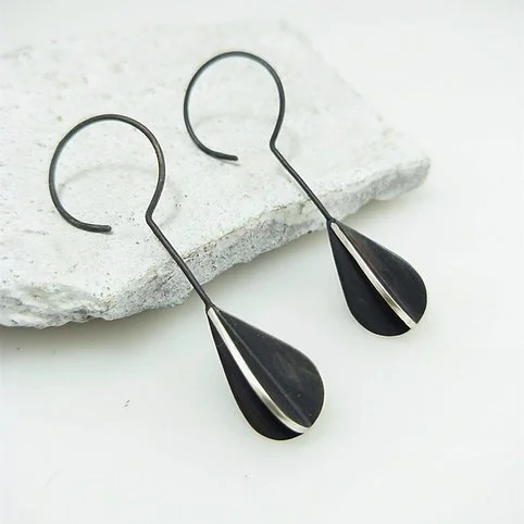 rachael-grigulis-x-series-long-droplet-earings-1.jpeg