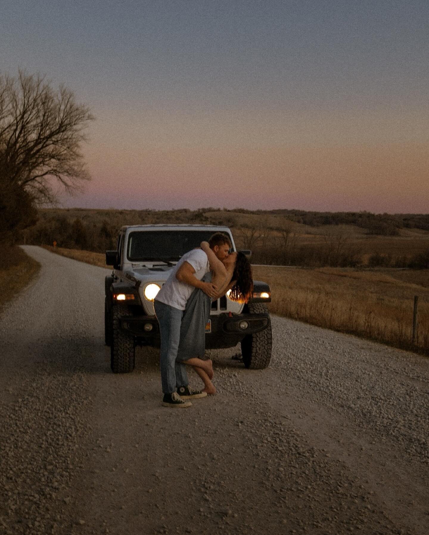 Chasing that last bit of sunlight✨

We ran all over the hillside, until it got dark, creating Images that feel intimate, meaningful, and passionate. As I look at these I can feel those things. This is such an incredible reminder of how insanely lucky