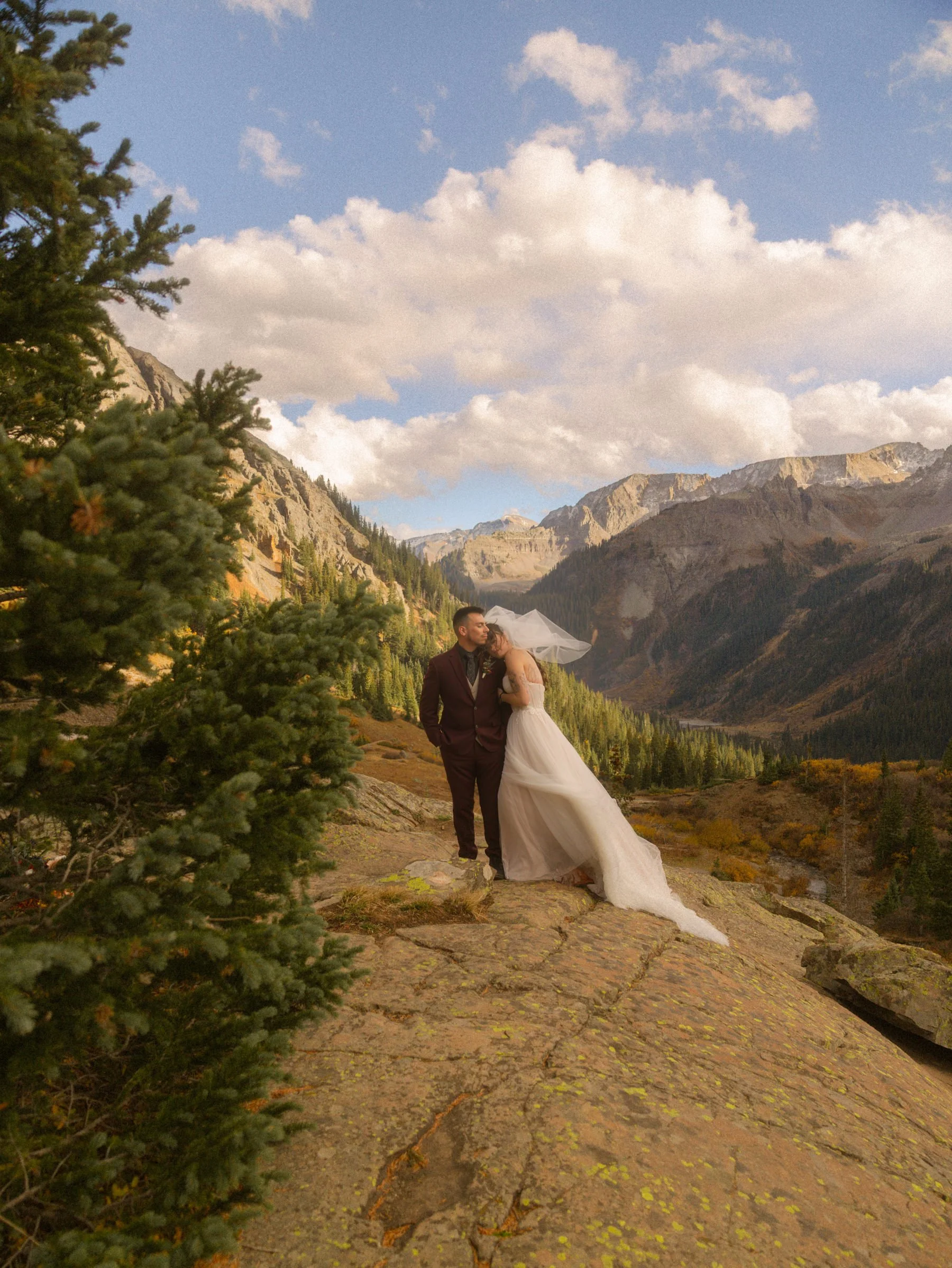 From Aspens to Alpine Peaks—Eloping in the San Juan Mountains of Colorado