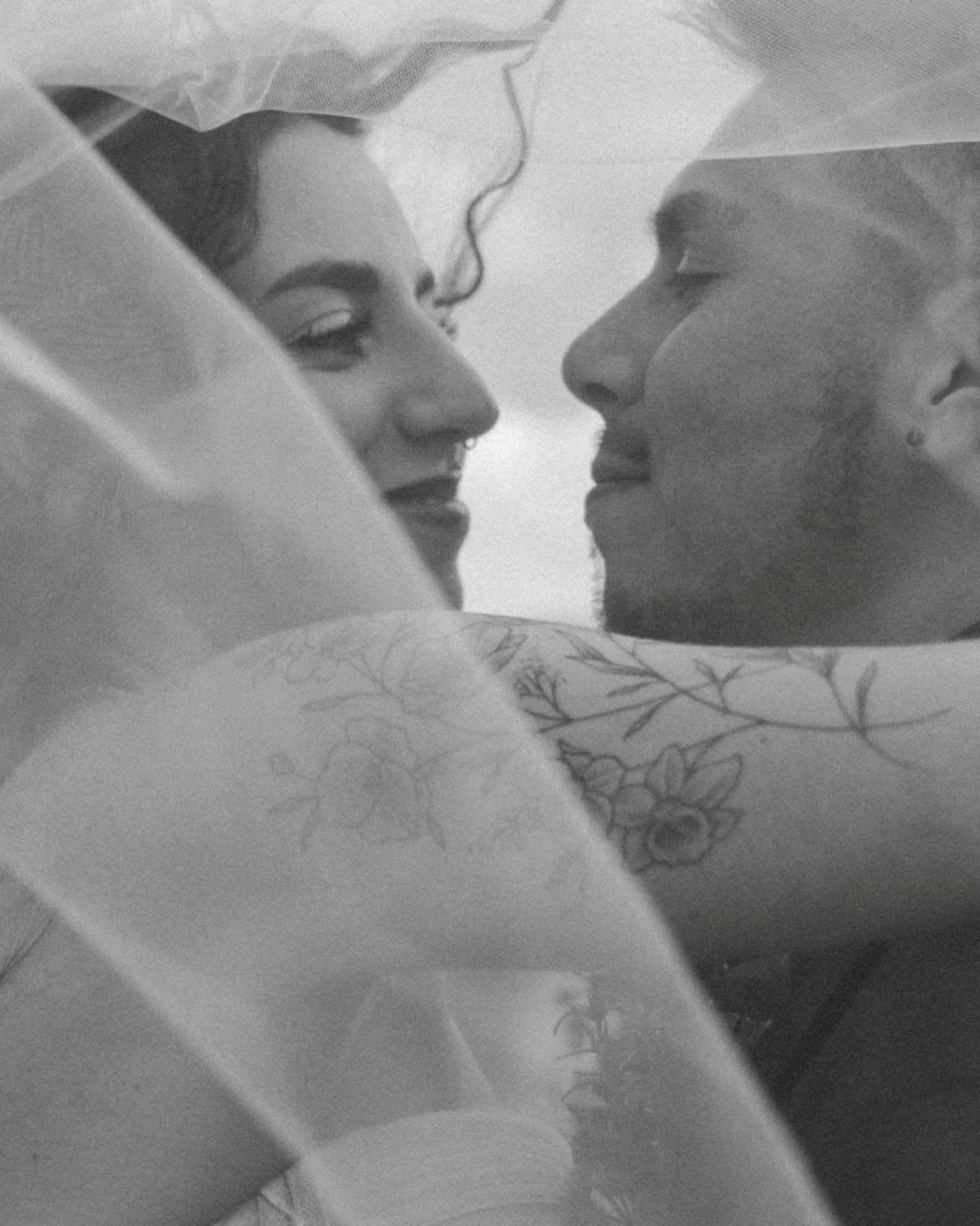 1st post of the year of K &amp; T in one of my favorite locations! The San Juan mountains of Southwest Colorado! ✨🤘
.
.
.
.
#coloradoelopement #coloradoelopementphotographer #sanjuanmountains #telluridewedding #elopementphotographer