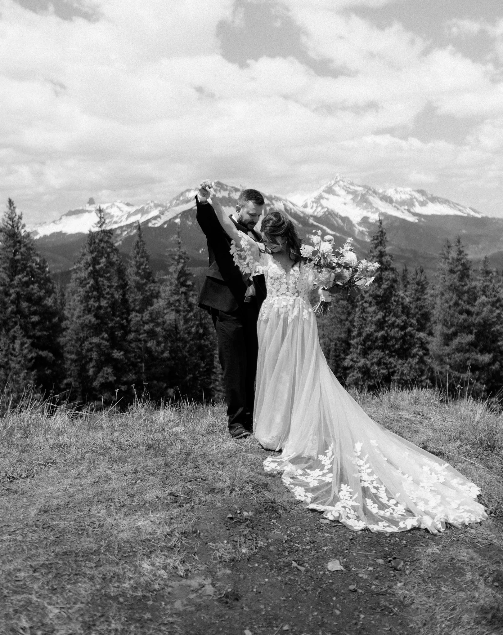 Dawn McClannan Photo,www.dawnmacphoto.com,Colorado elopement photographer,Nebraska wedding photographer-28.jpg