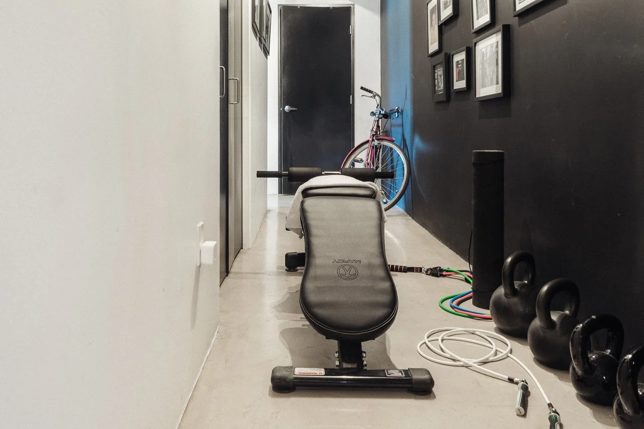 workout; home workout, gym; kettlebell