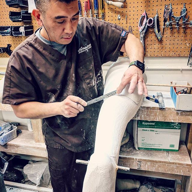 Donn, in the zone, working on a patient's cast to mold a KAFO brace. .
.
.
.
#aalimbseattle #americanartificiallimb #seattle #smallbusiness #o&amp;p #orthotics  #prosthetics #georgetownseattle #washingtonstate #kafobrace