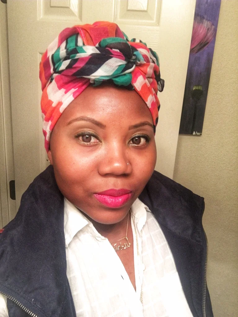 My "going out" face. Like I said lips, brows, eyeshadow, liner and mascara. I know nothing about highlighter, contouring, strobing...etc. Nope!