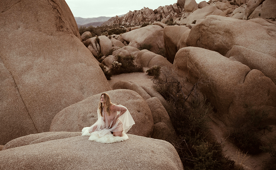 aleira_moon-03970sml.jpg