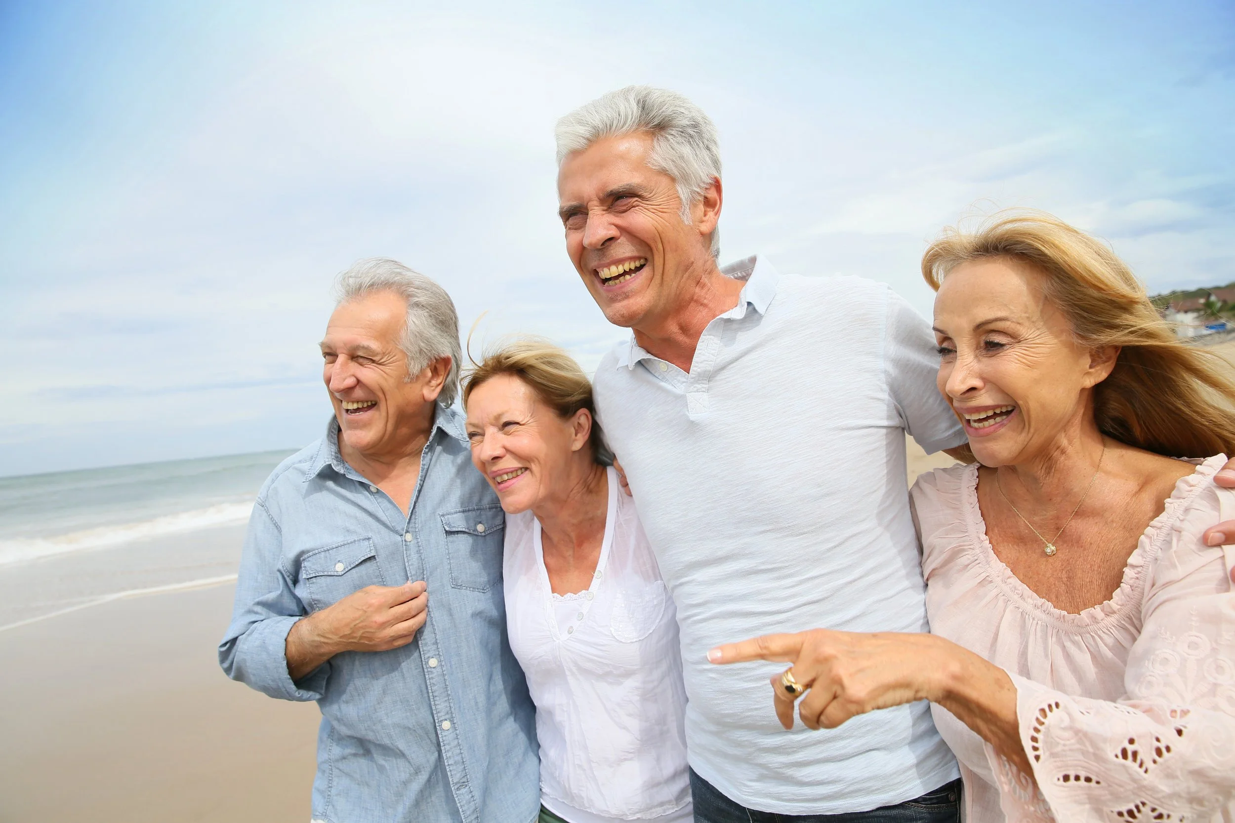 How Can Implants and Dentistry Turn Back the Clock on Aging? Uncover the Secrets to a Youthful Smile!