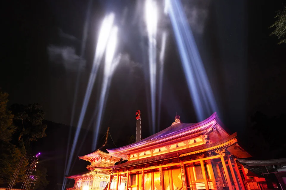 Audi TT Landing, Japan 比叡山延暦寺