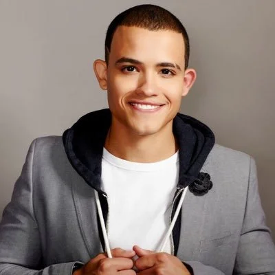 Welcome, my name is Eddie Ramos. I am an actor based in Los Angeles. I was born and raised in Queens, NY. Graduated from Syracuse University with a B.F.A in Acting and a Minor in Political Science in 2013. With an emphasis on helping young actors navigate through the beginning of their careers —I offer my thoughts and experiences on the daily life of being a young actor in Hollywood to promote both prepared and confident artists.