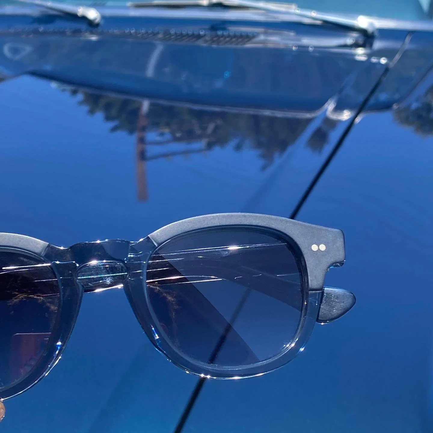 Pop the top babe&hellip;. you&rsquo;ve got matching sunnies&hellip; life is good 🤩 #groeyewear #grownish #frankie #rimsandgoggles