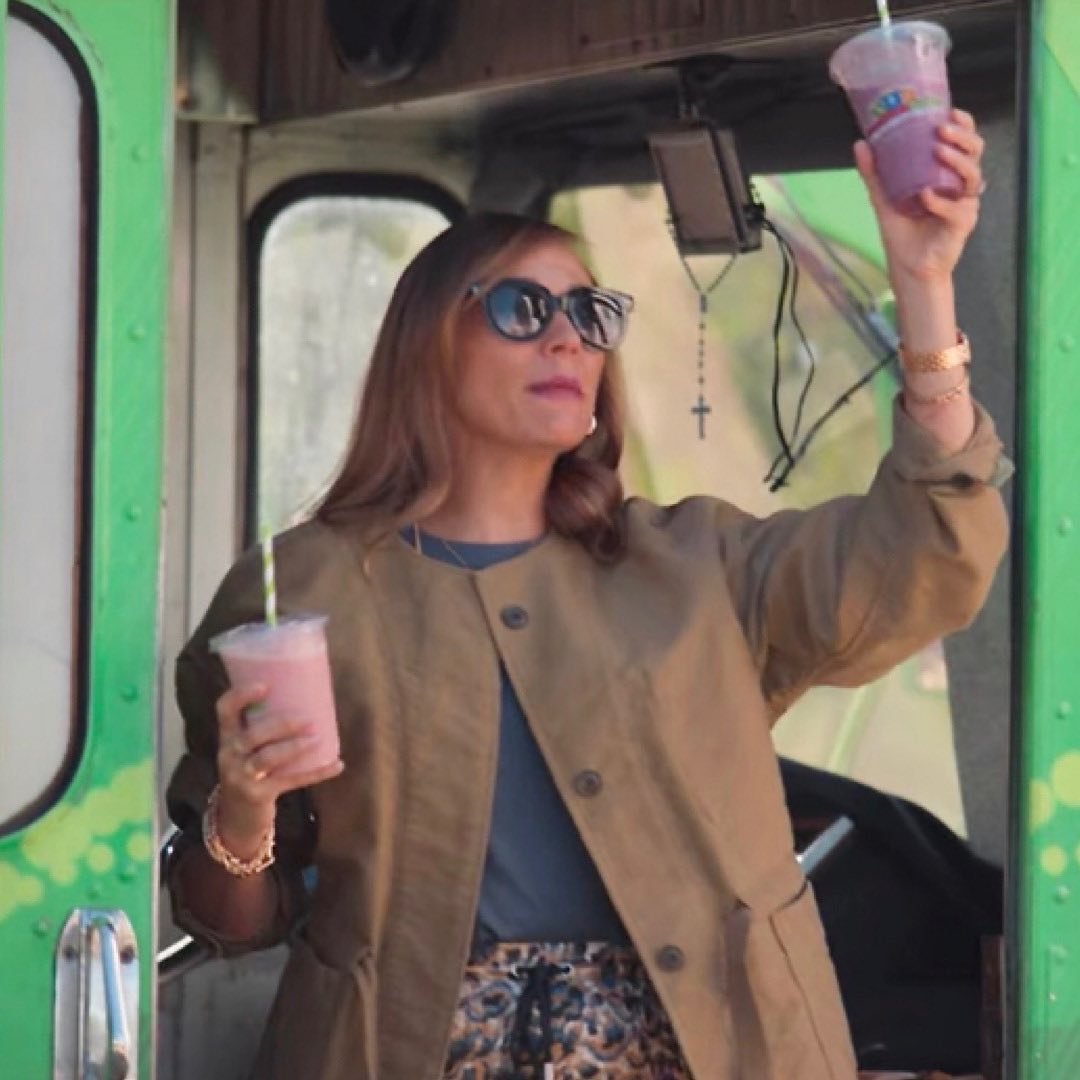 Have you seen @blackAF on #netflix yet...?! Git on it! It&rsquo;s so So So freakin&rsquo; awesome.... Here is Jo rockin our GRO Emily in black crystal.... 😘 .
.
.
___________
#eyewear #sunglasses #lunettes #lunettesdesoleil #gafas #gafasdelsol #occh