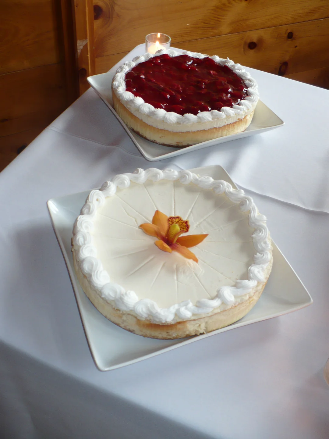 Cake Table (13).jpg
