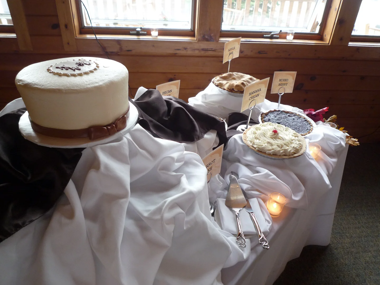 Cake Table (6).jpg