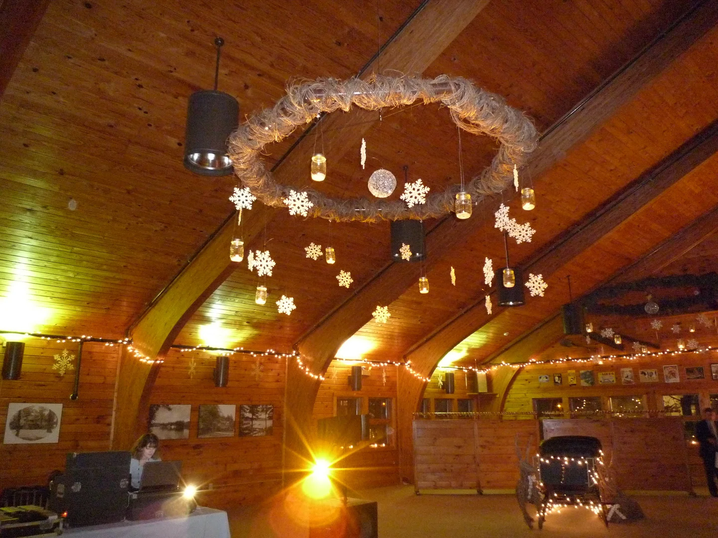 Hanging Wreath - winter.jpg