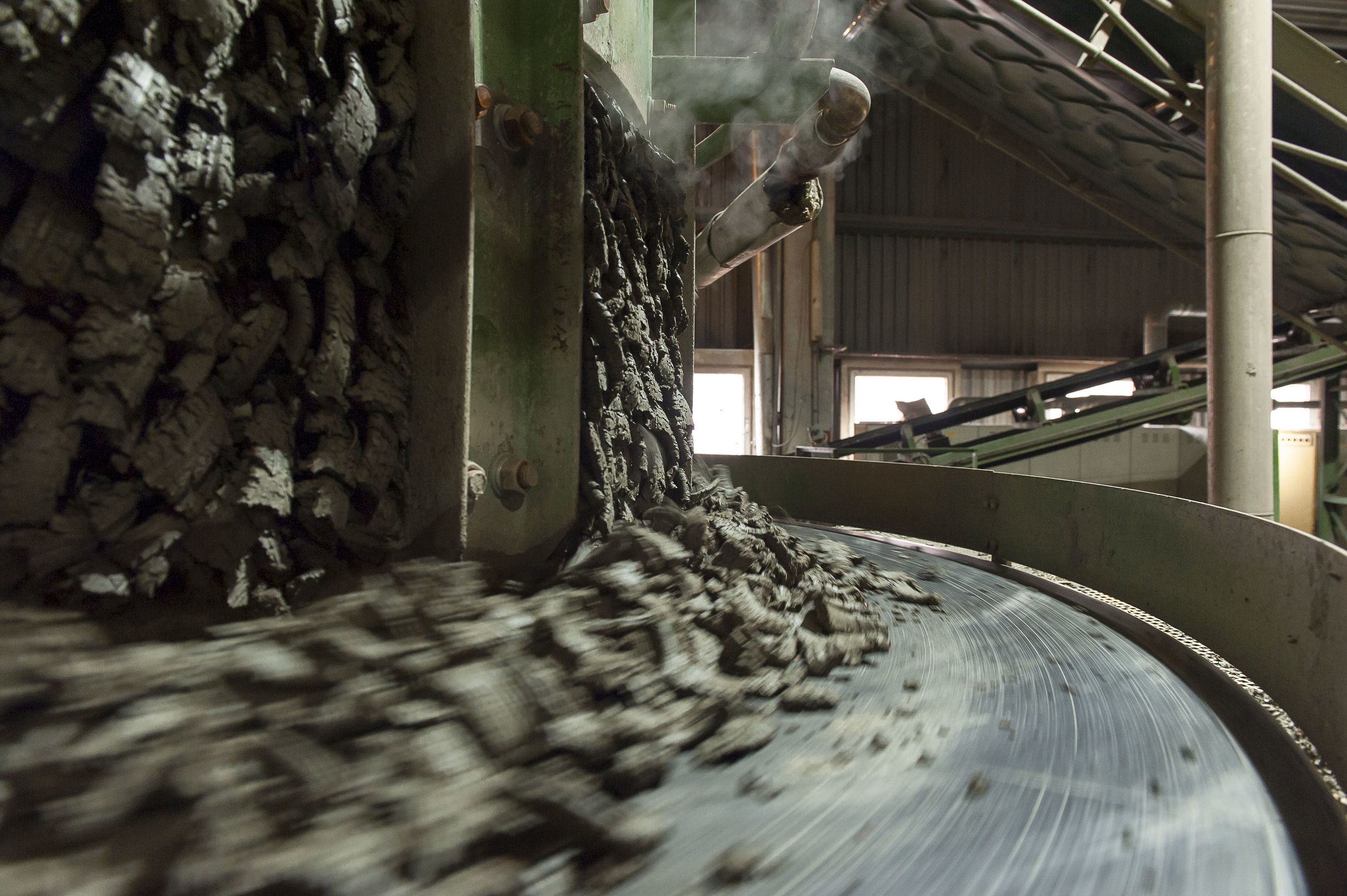 Clay preparation at production plant Hennersdorf, Austria (Uwe Strasser for Wienerberger AG)