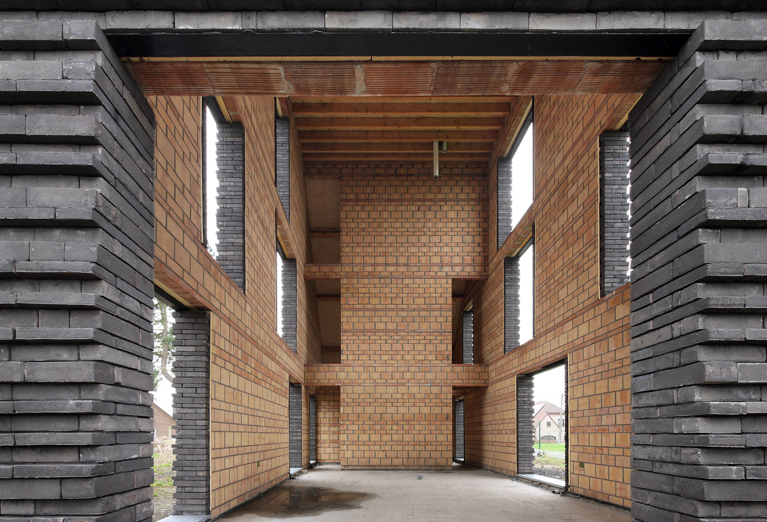 Construction of robust walls (Filip Dujardin for Belgian Brick Federation)