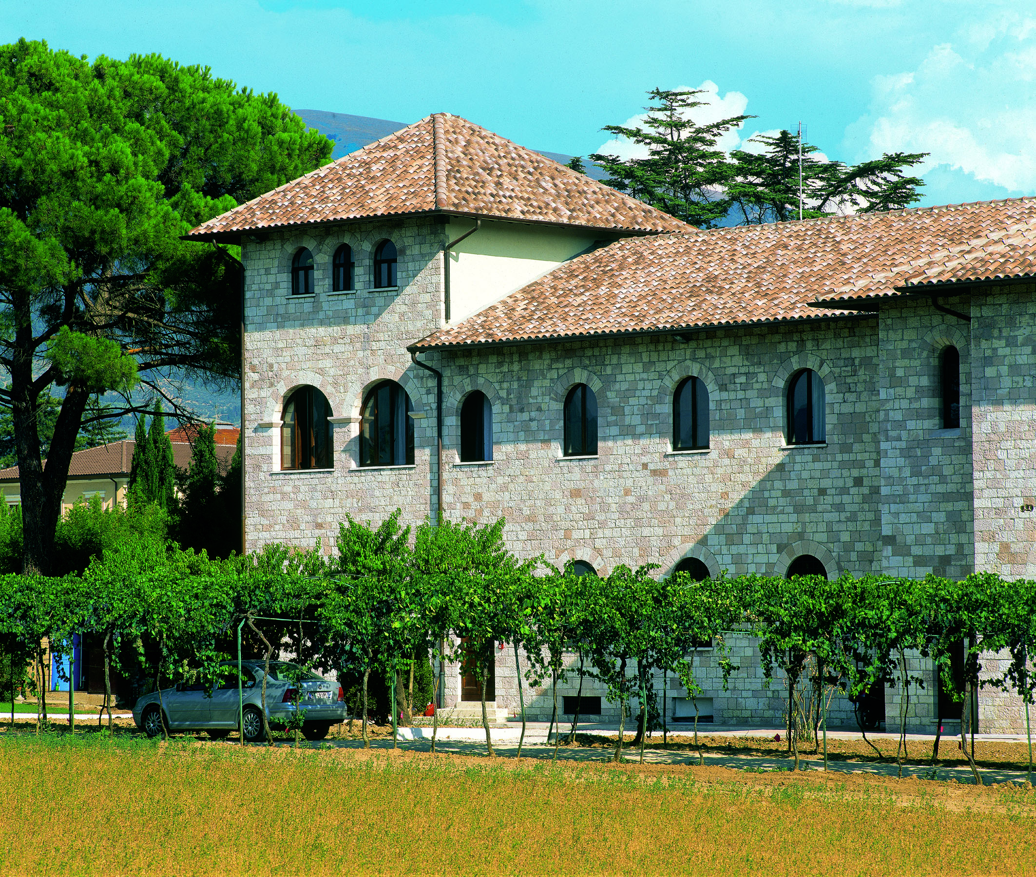 Traditional building in Italy (ANDIL)