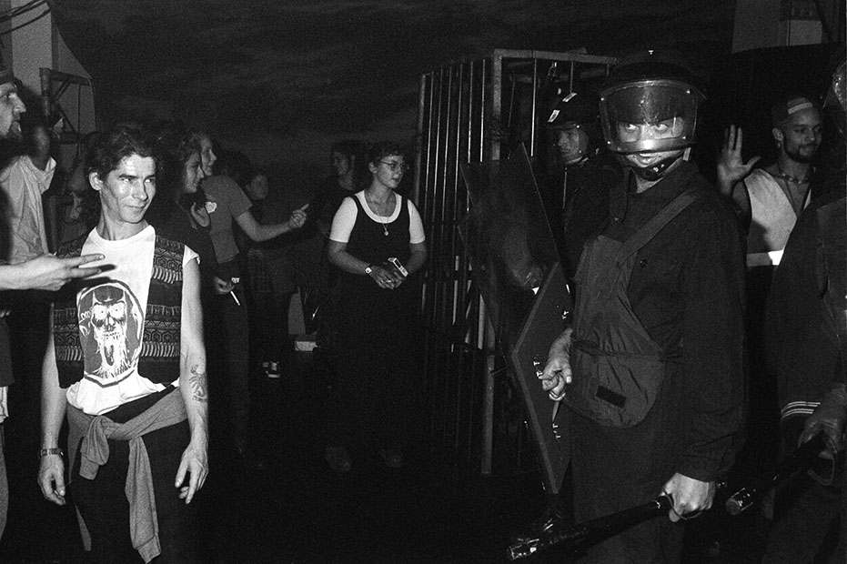 Velvet Rev Middx Uni 8 Oct 94