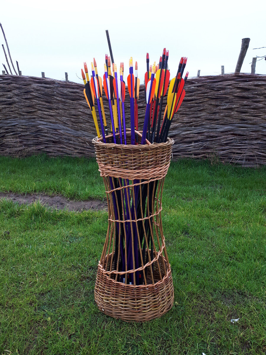 freestanding arrow quiver basket in willow.jpg