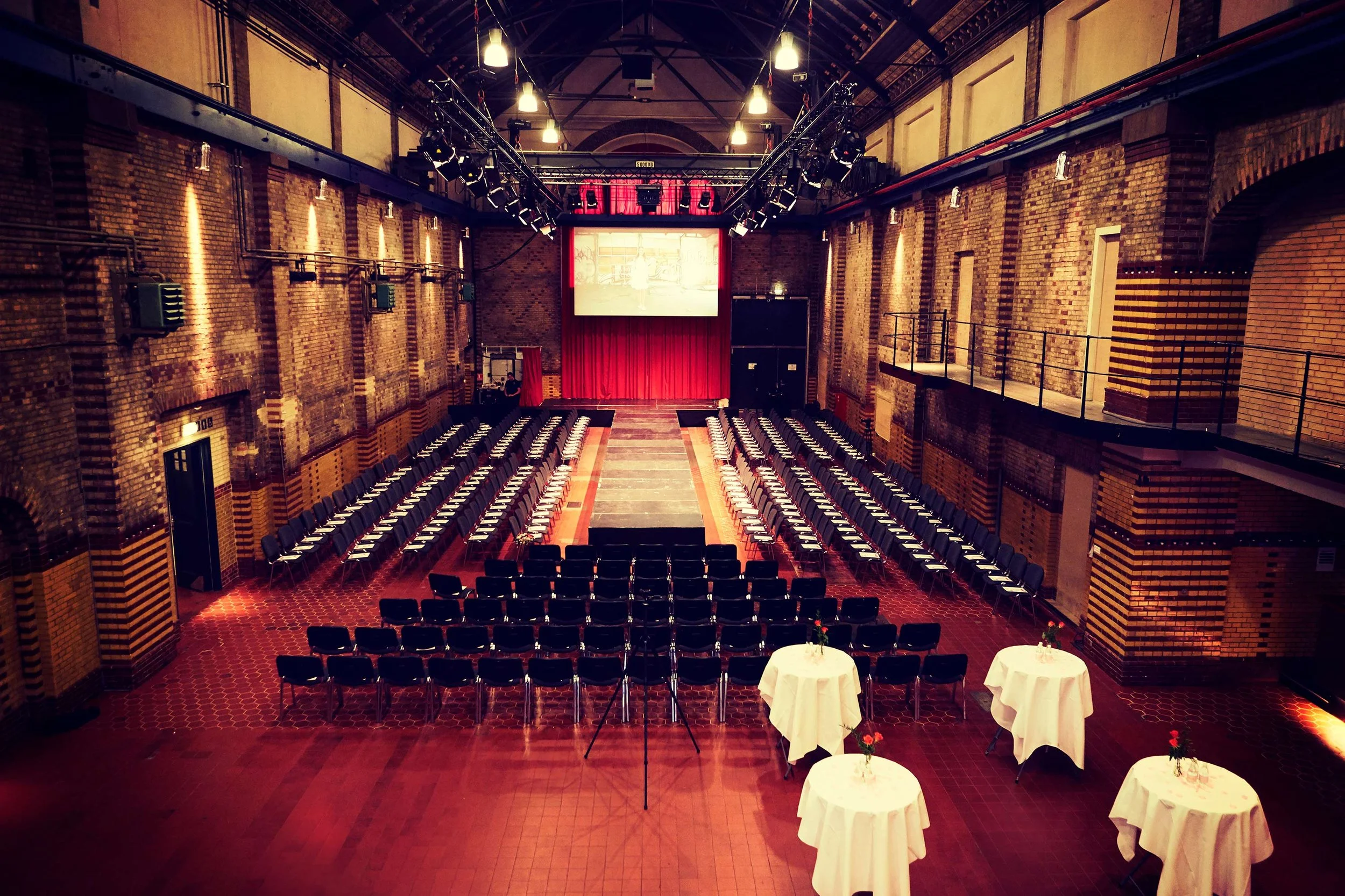  MODESHOW / LILLY KONFIRMATION 