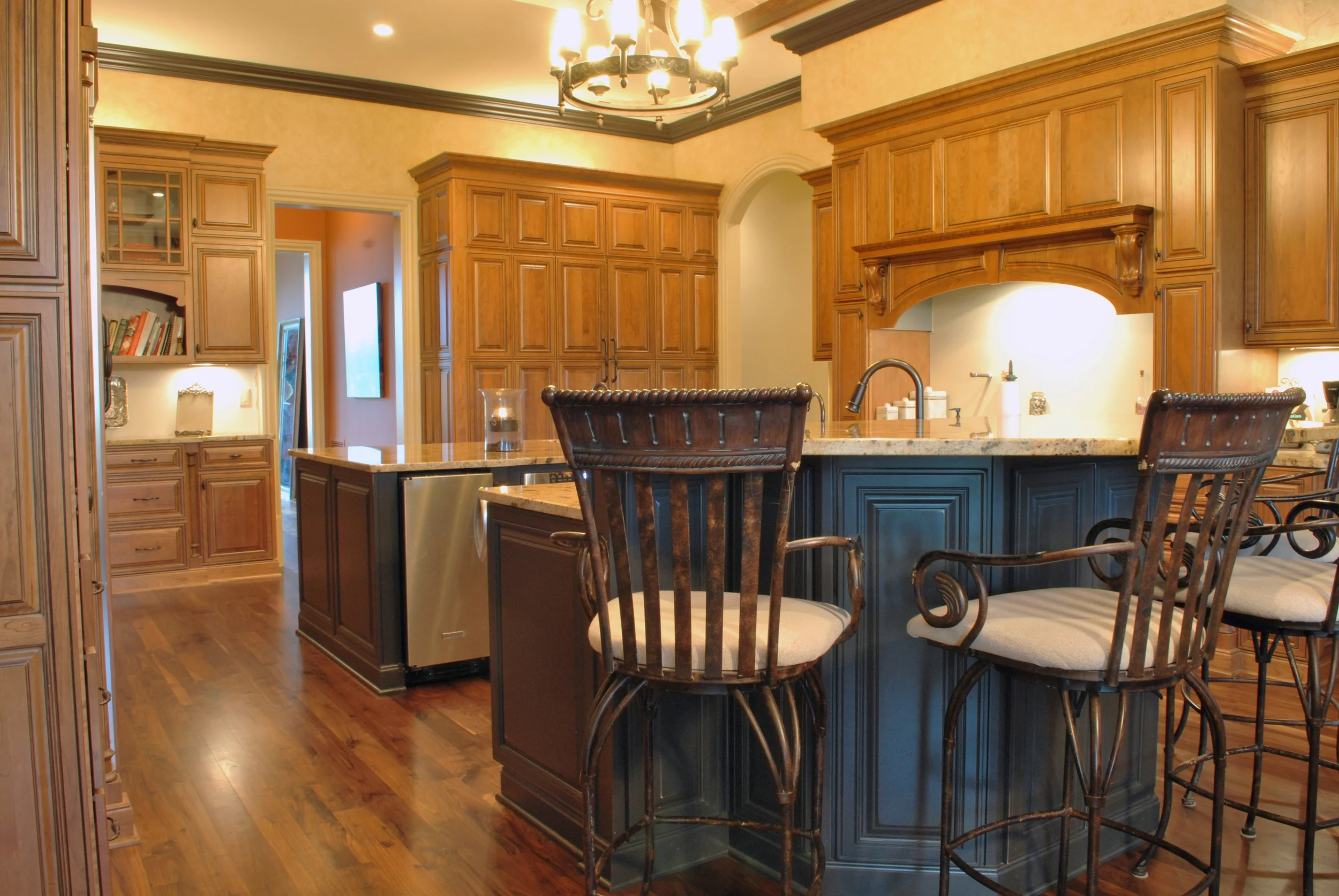 Cabinets2 163.jpg