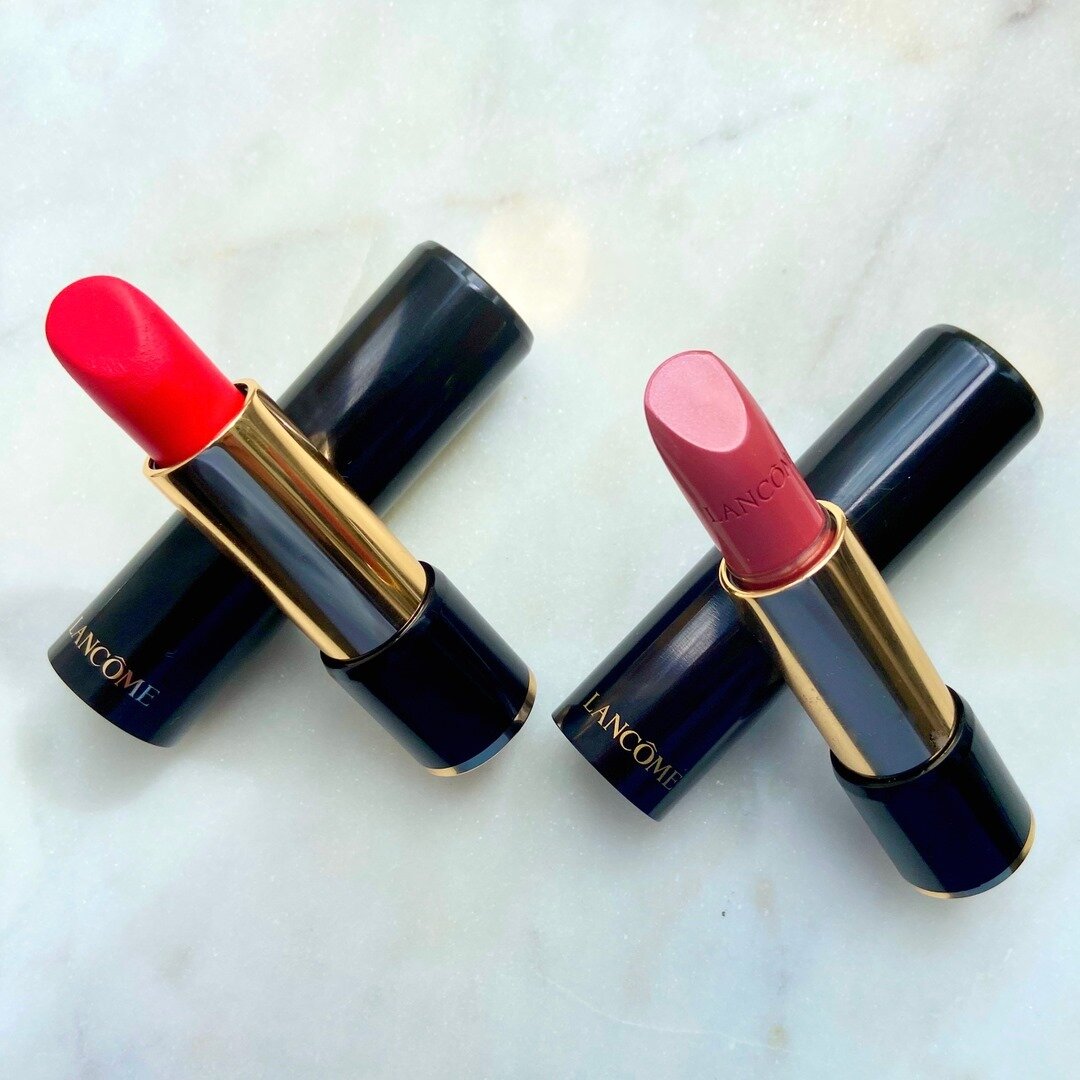 AD| Recently I had the joy of receiving a gorgeous beauty package from @lancomeofficial that included a selection of lipsticks from their L&rsquo;Absolu Rouge Range. 💋⠀⠀⠀⠀⠀⠀⠀⠀⠀
Something you may not know about lipstick is that the right shade will m