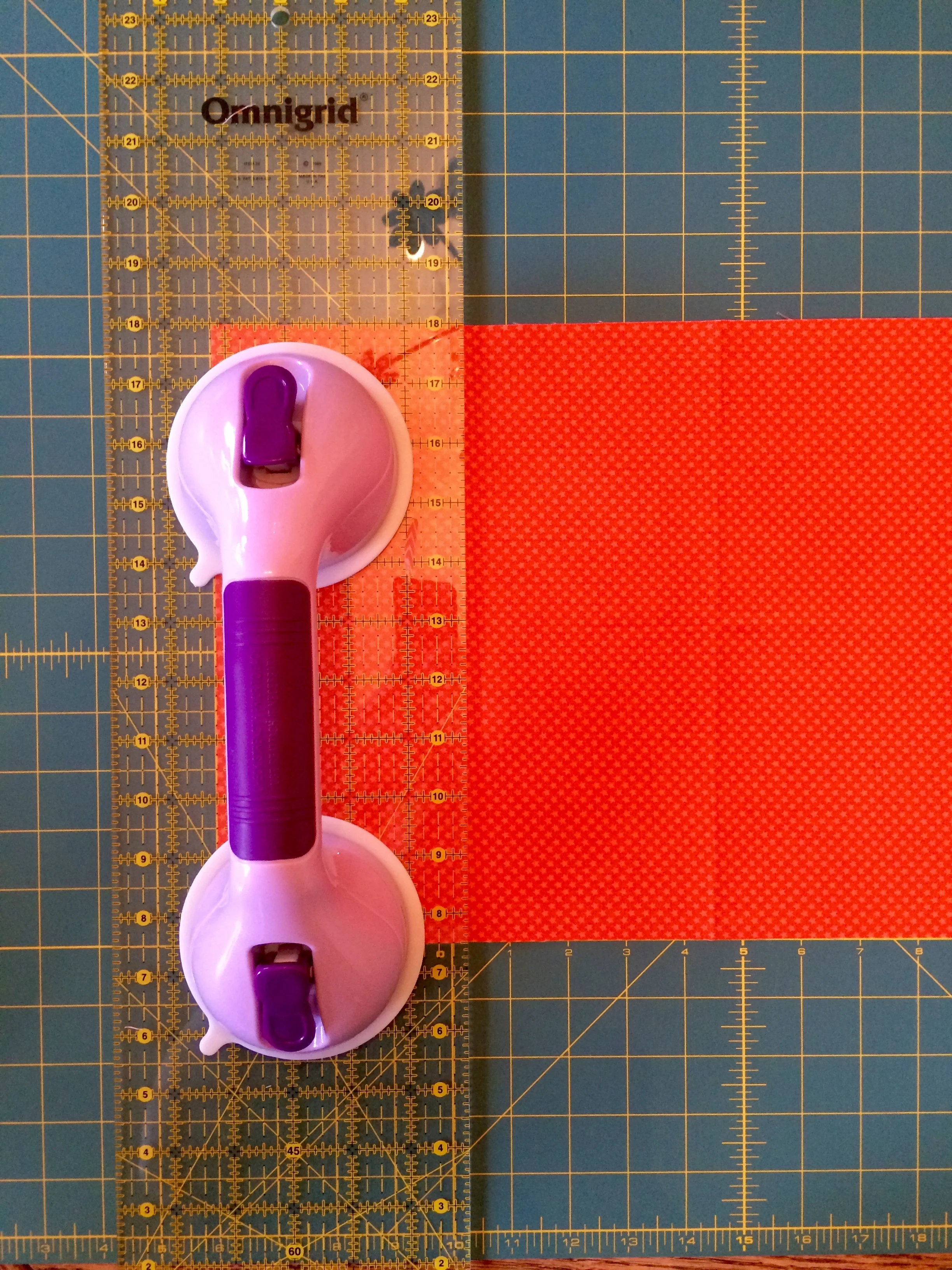 Halloween Brick Quilt | I designed this quilt to use an entire fat quarter bundle with minimal waste, the brick shaped rectangles are arranged so that I didn't have to match up any seams when piecing this patchwork quilt.