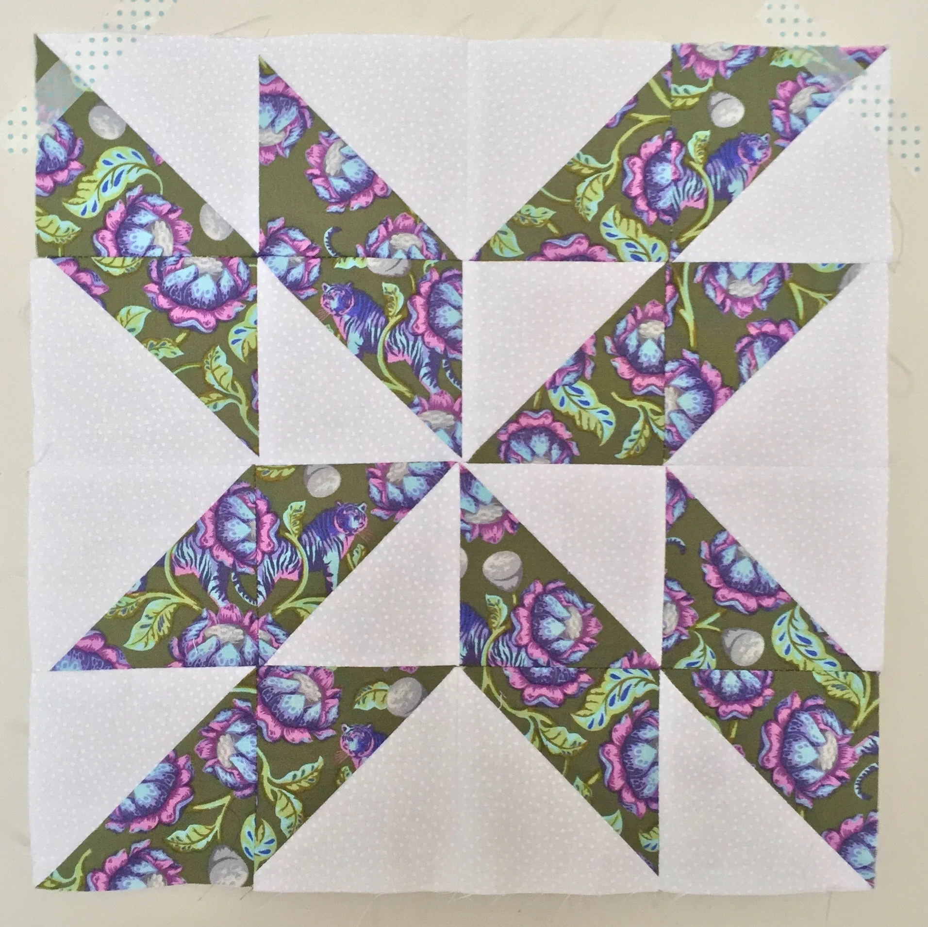 Trailing Star Half Square Triangle Quilt Block