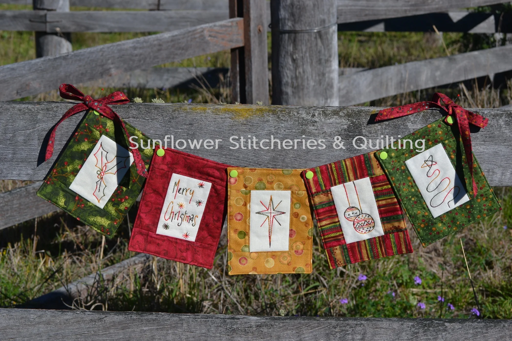 Sunflower Stitcheries and Quilting - Christmas Swag by Raylee.jpg