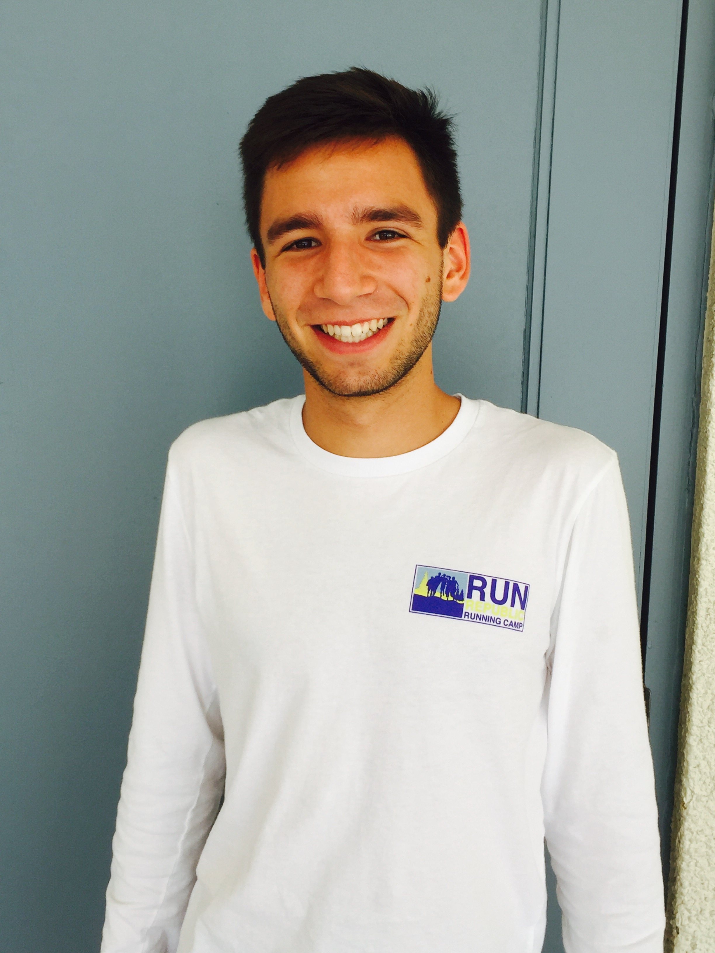 Run Republic Long Sleeve Shirt (Male)