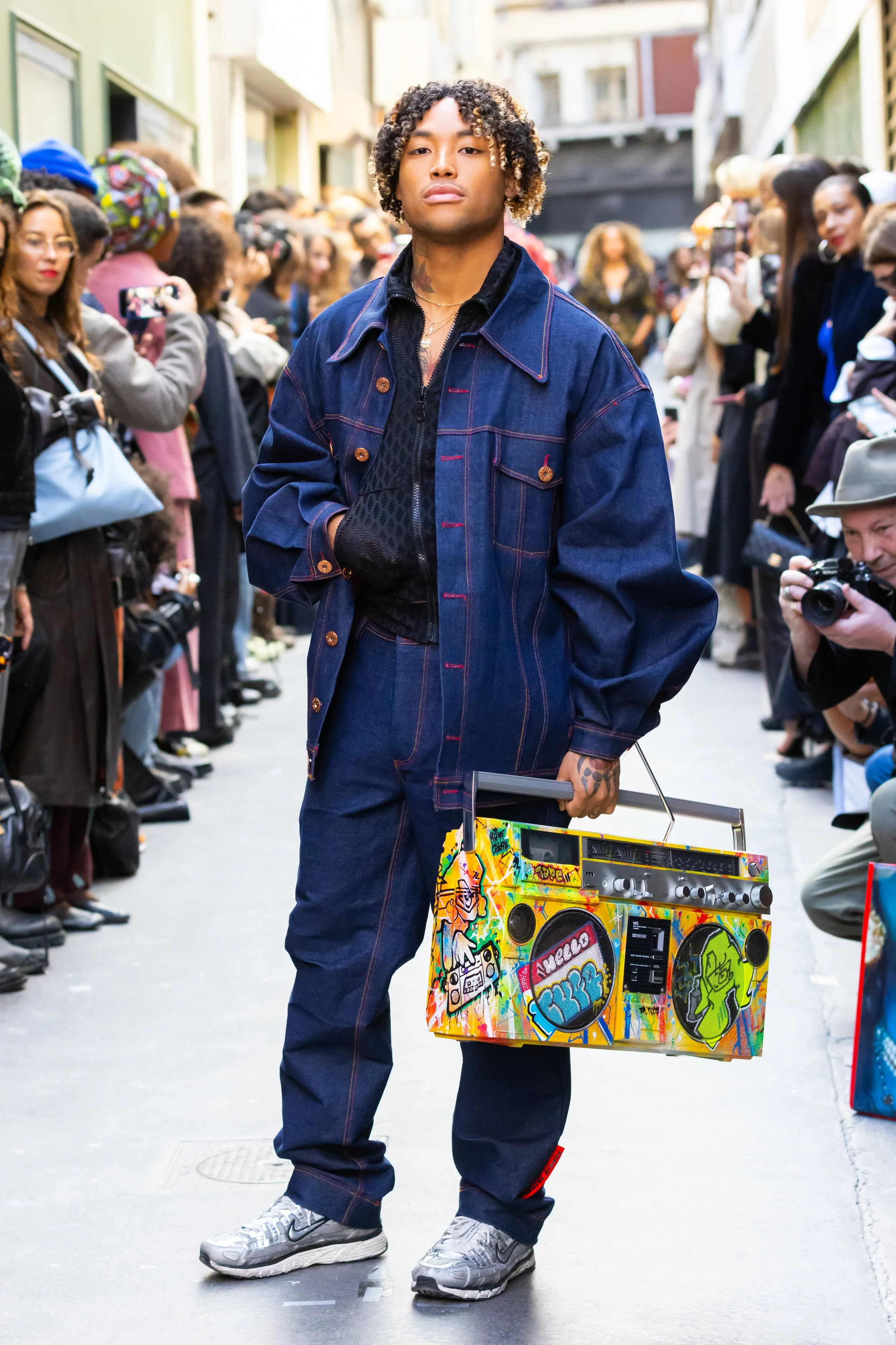 XulyBet_ss25_press_010 2 Model David Stalter Jr. by Gregorie Avenel 2x3.JPG