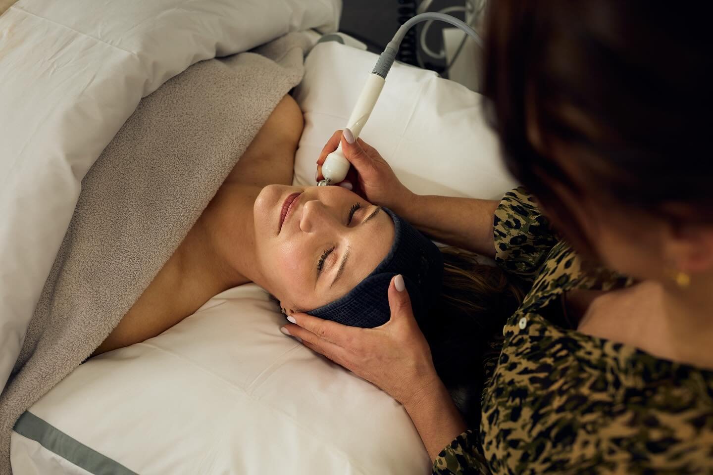 Win a Facial with @elizabeth_m_facialist - known as Edinburgh’s best Facialist (worth £230)
To Enter -
Visit ‘Win’ link in bio
For Bonus Entry -
1. Follow @elizabeth_m_facialist & @stockbridgelocal
2. Comment with yo