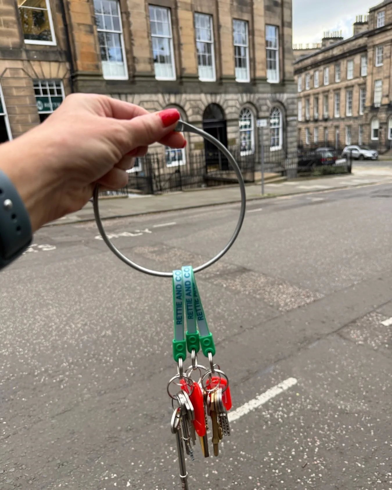 Cheerio @rettieandco &hellip; after being approached by Rettie last summer - I did 6 days/month over the last 8 months conducting viewings for property sales around Edinburgh. 

I&rsquo;ve seen some fantastic properties across the city from one bed s