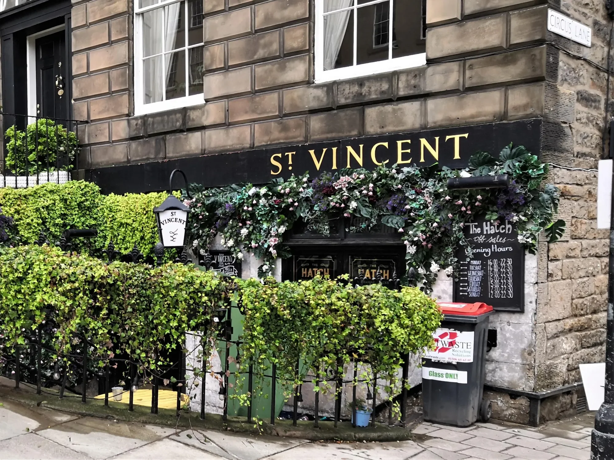 St Vincent Bar