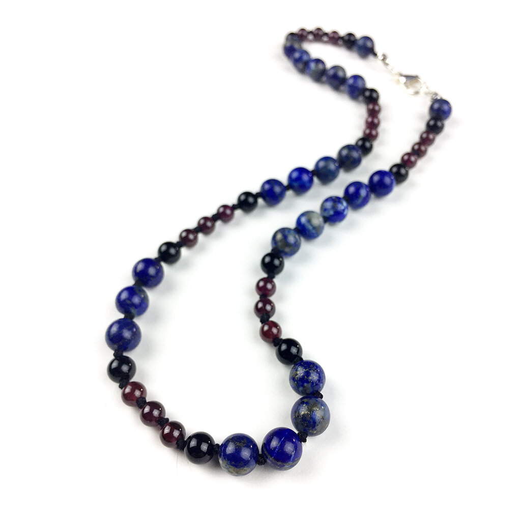 Sang Real Collar . Lapis Lazuli + Garnet + Onyx