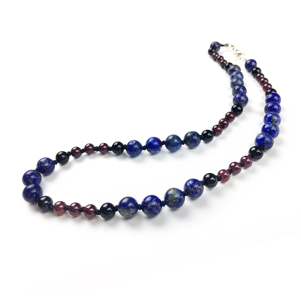 Sang-Real-Collar-Lapis-Lazuli-Garnet-Onyx-2-1024.jpg