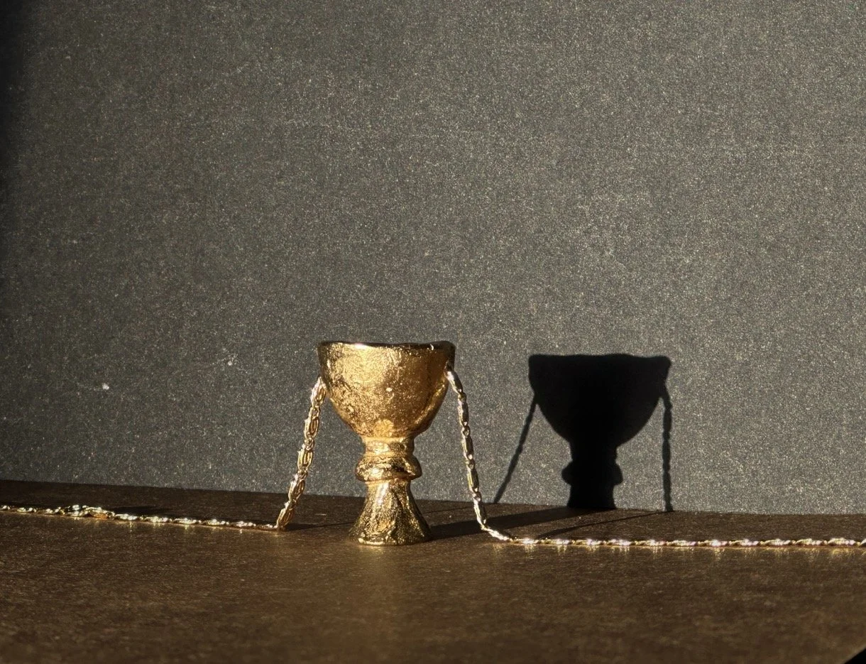 Queen's Goblet Vessel | Gold