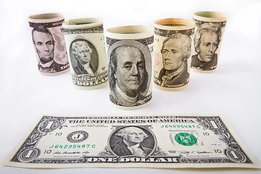 5 Ways to Manifest More Money