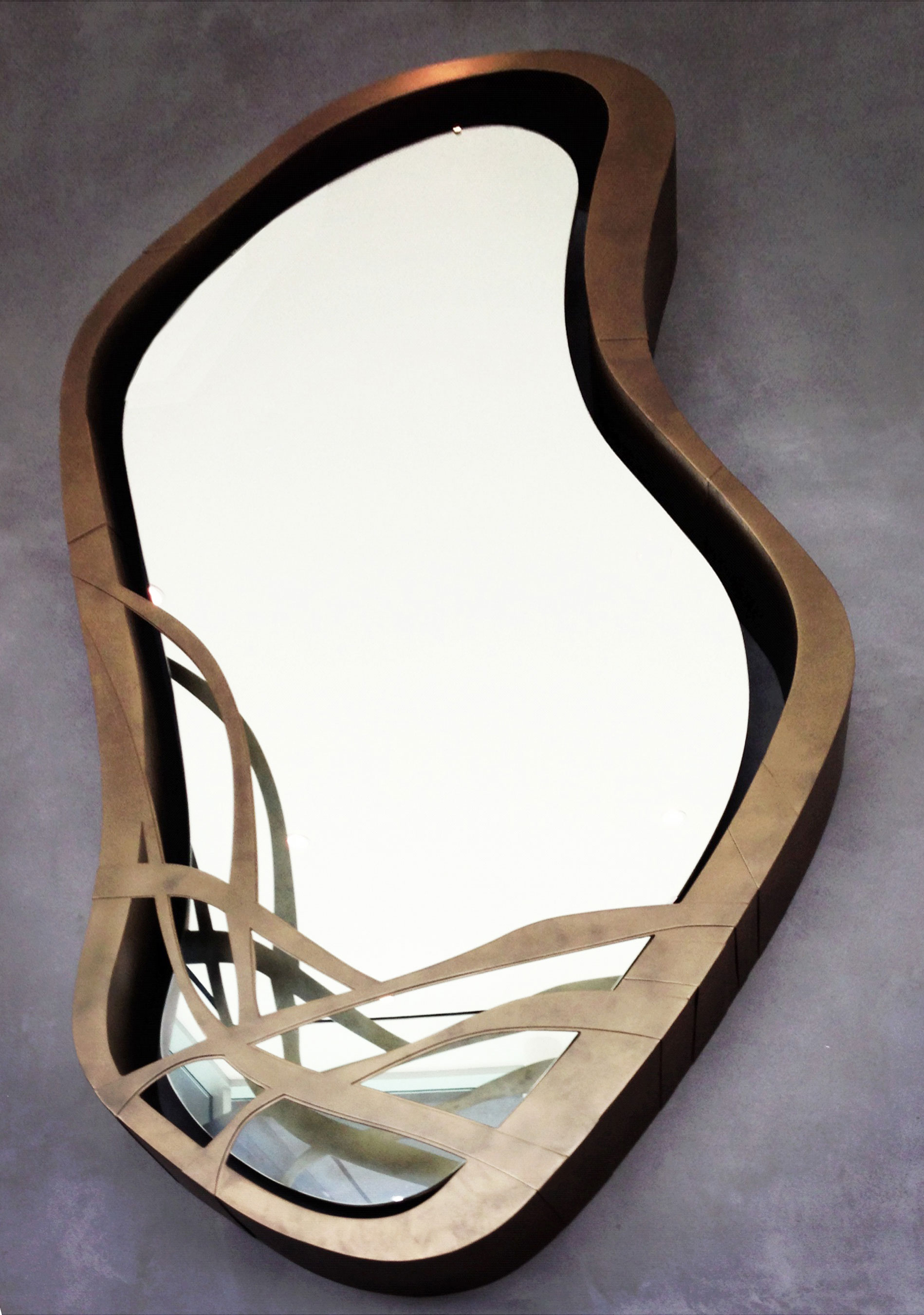    LACE MIRROR   