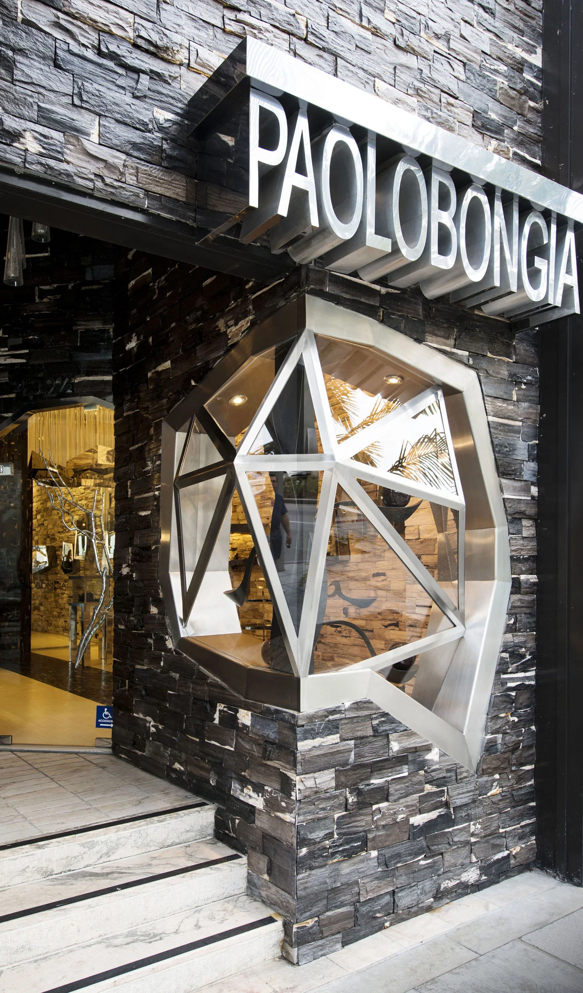   PAOLOBONGIA ARCHITECTURE  BEVERLY HILLS, CA 