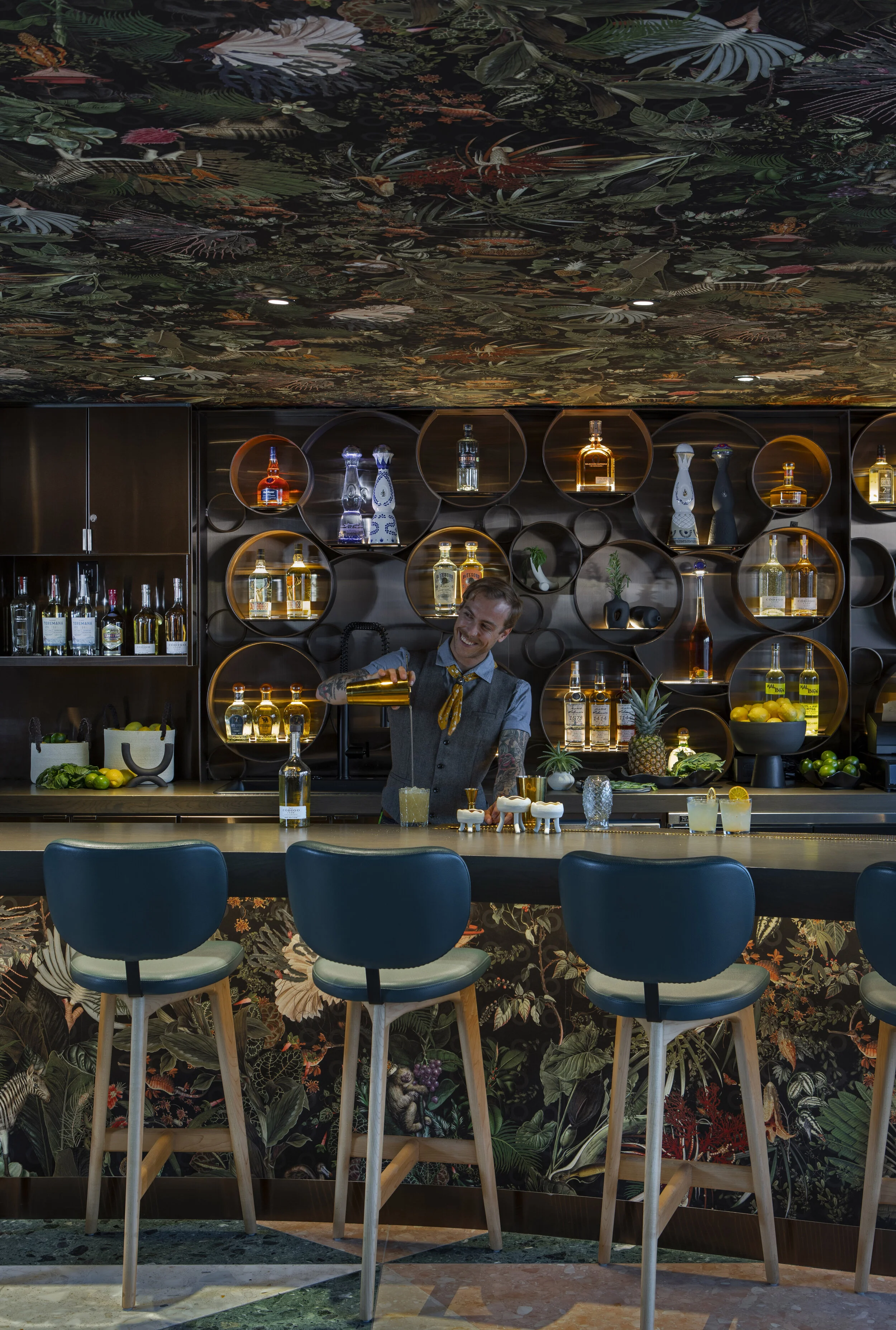 ESPERANZA APARTMENT BAR.jpg