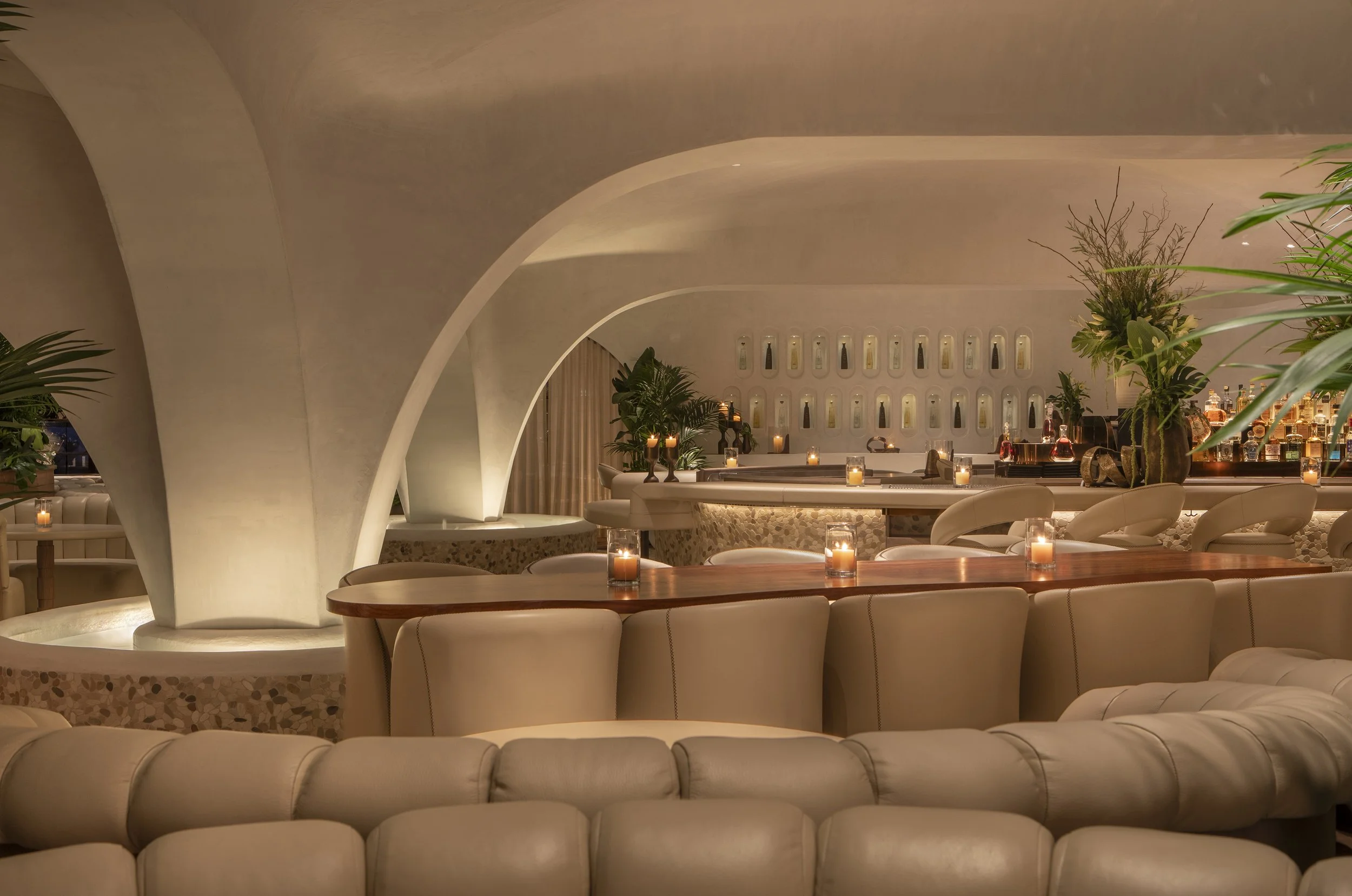 4 Main Dining copy.jpg