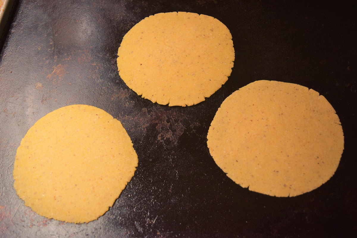 170907Tortillas7Griddle.jpg