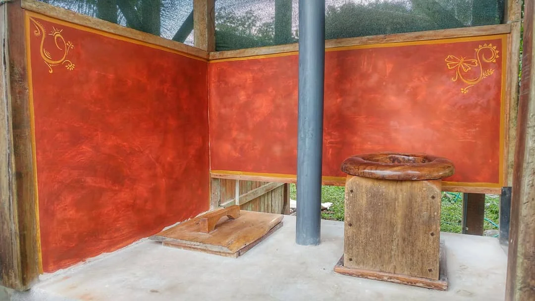 The Art of Building with Clay & Polished Plasters - Lime, Clay & Tadelakt