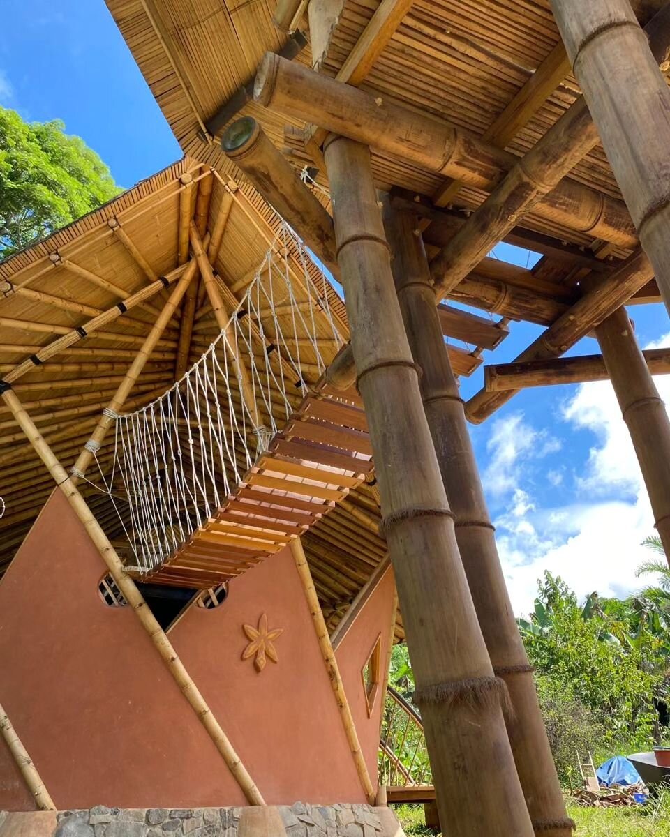 Bamboo building workshop April 2 - 7 🌿

Want to begin to learn to build with bamboo? 

Join us next month for this intensive training in traditional and contemporary bamboo building techniques.

This class will be taught by @mbaexlilmoen of @orquide