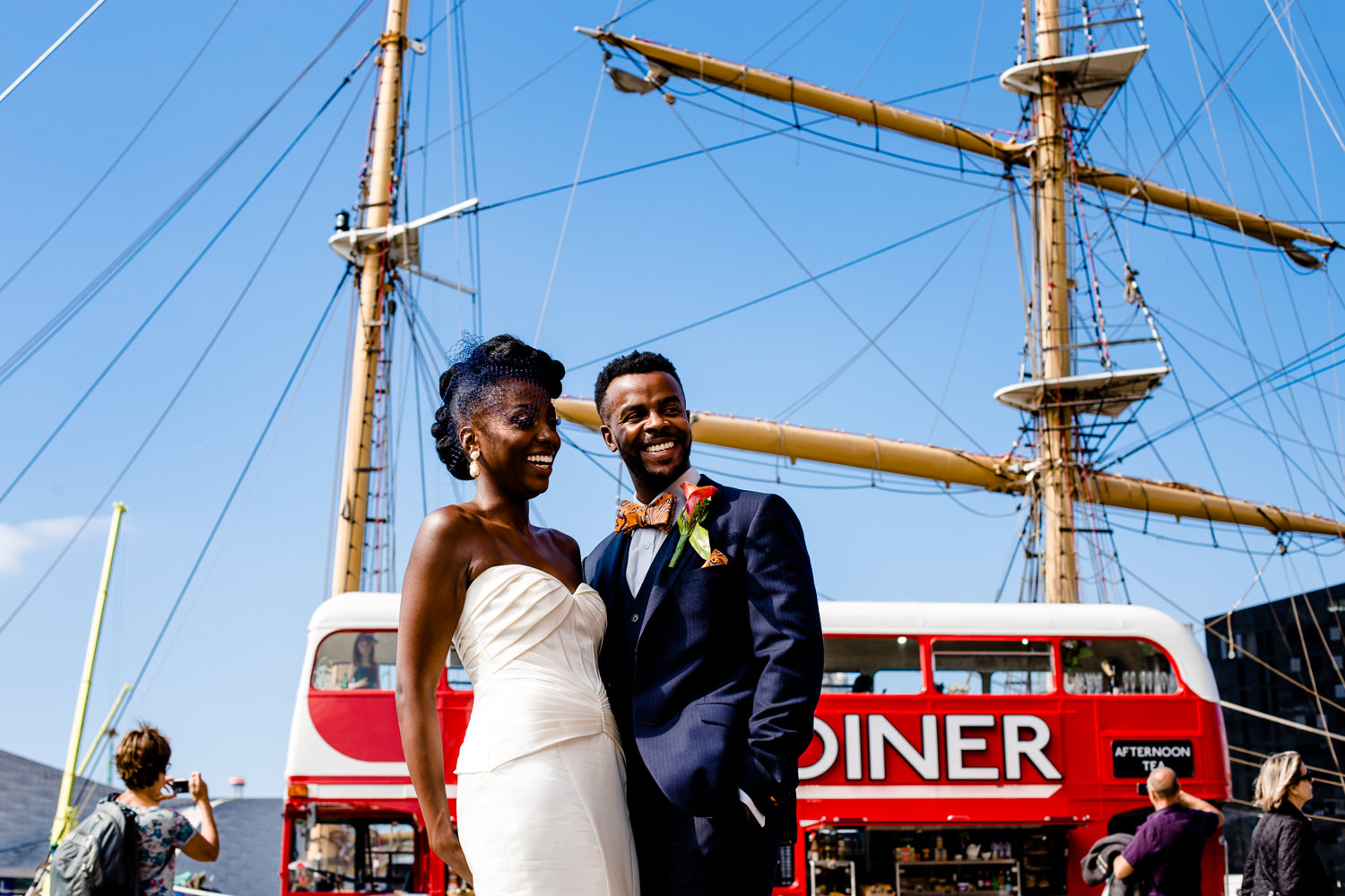 A bride and groom at Liverpool Docks on their wedding day at Isla Gladstone.