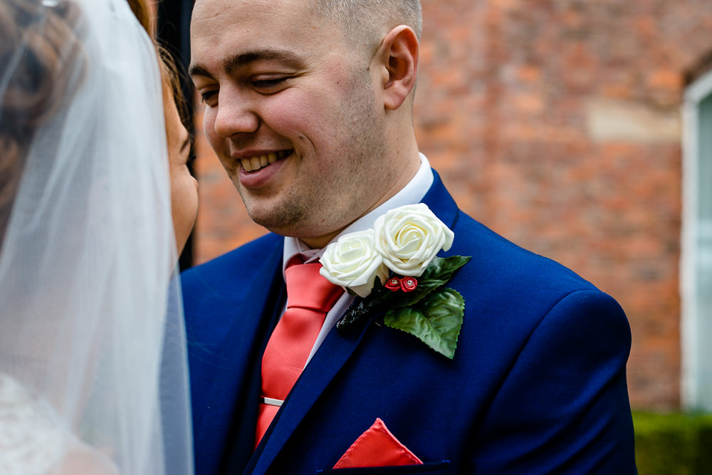 Cheryl-Rob-Marriot-Worsley-Wedding-Photographer-27.jpg