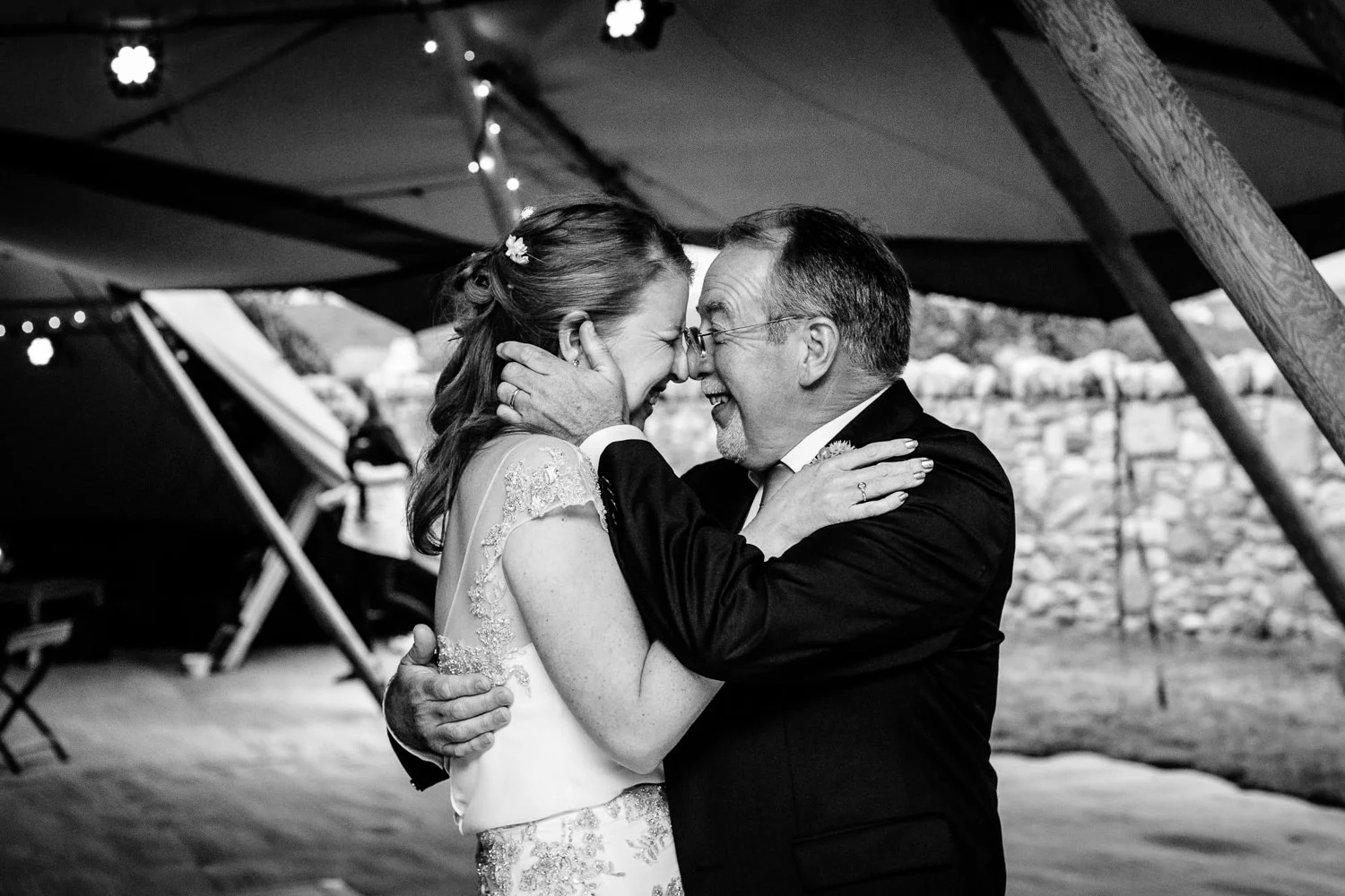 Stef-Simon-Anglesey-wedding-photogrpher-128.jpg
